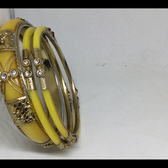 Vintage Indian Wedding Bangle Bracelets Rhinestones Gold Tone Framed Lot - Picture 6 of 11